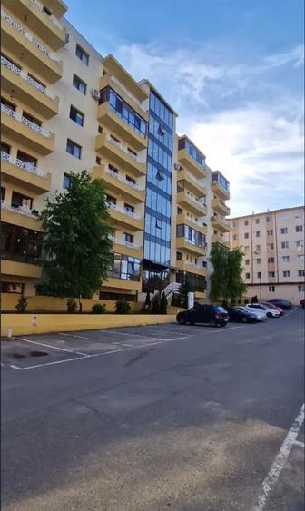 Apartament cu 3 camere decomandat, mobilat în Cug