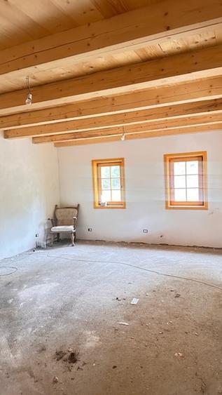 Casă individuală cu 3 camere cu Teren 2900 Mp în Chiuzbaia