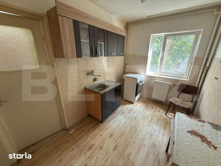 Apartament cu 2 camere decomandat în Vest