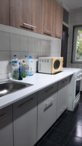 Apartament cu 3 camere decomandat în Dristor