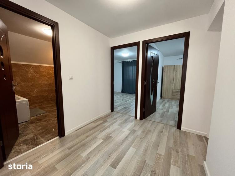 Casă cu 6 camere cu Teren 98 Mp în Miroslava