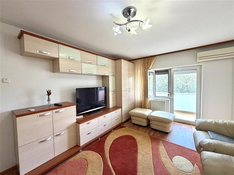 APARTAMENT CU 3 CAMERE | DECOMANDAT |  DE INCHIRIAT | DECEBAL | ORADEA | - 4
