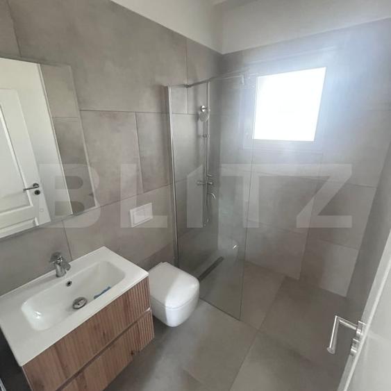 Duplex cu 4 camere cu Canalizare în Săcălaz