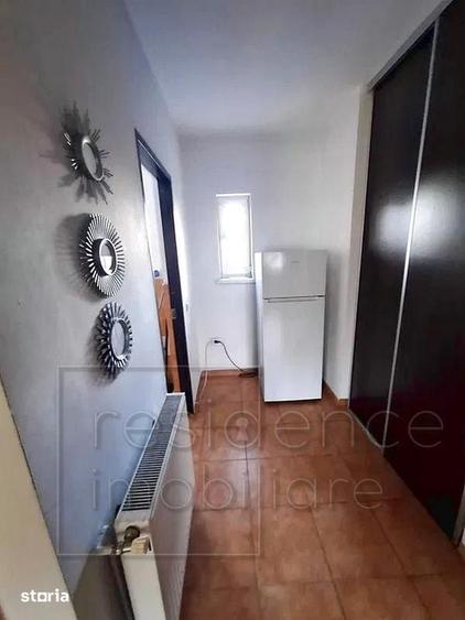 Garsonieră decomandată în Între Lacuri