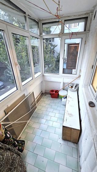 Apartament cu 3 camere decomandat, mobilat în Aviației