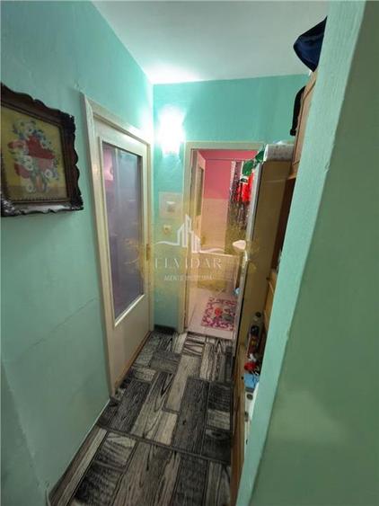 Apartament cu 3 camere decomandat, mobilat în Bucovina
