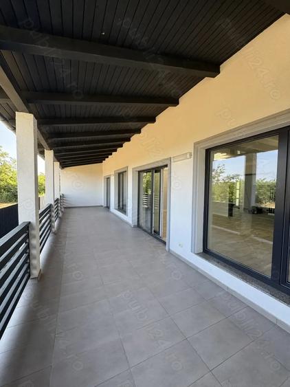 Casă cu Teren 600 Mp în Horia