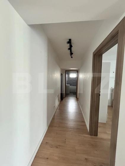 Apartament cu 3 camere semidecomandat în Central