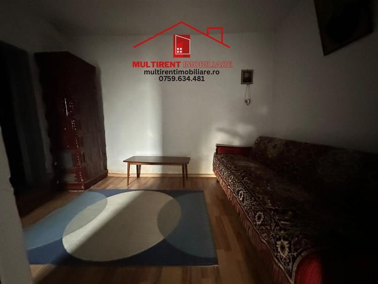 Casă individuală cu 3 camere cu Canalizare în Exterior Est