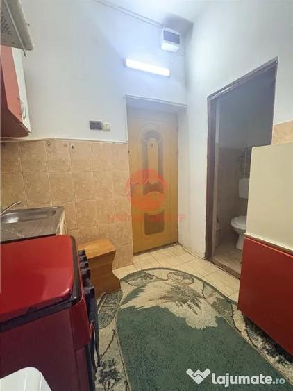 Garsonieră în Central