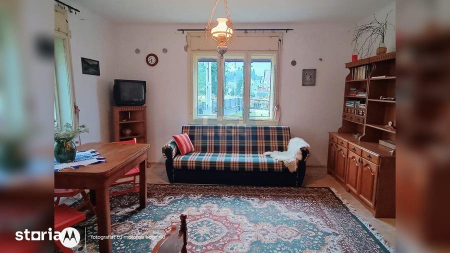 Casă cu 2 camere cu Teren 800 Mp în Beliș