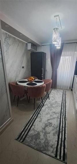 Apartament cu 3 camere decomandat, mobilat în Cug