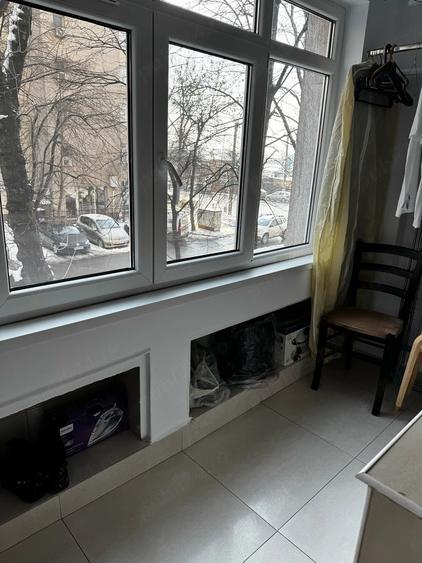Apartament cu 2 camere decomandat în Vitan