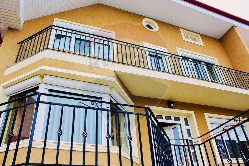 Casă cu 6 camere cu Teren 719 Mp în Oncea