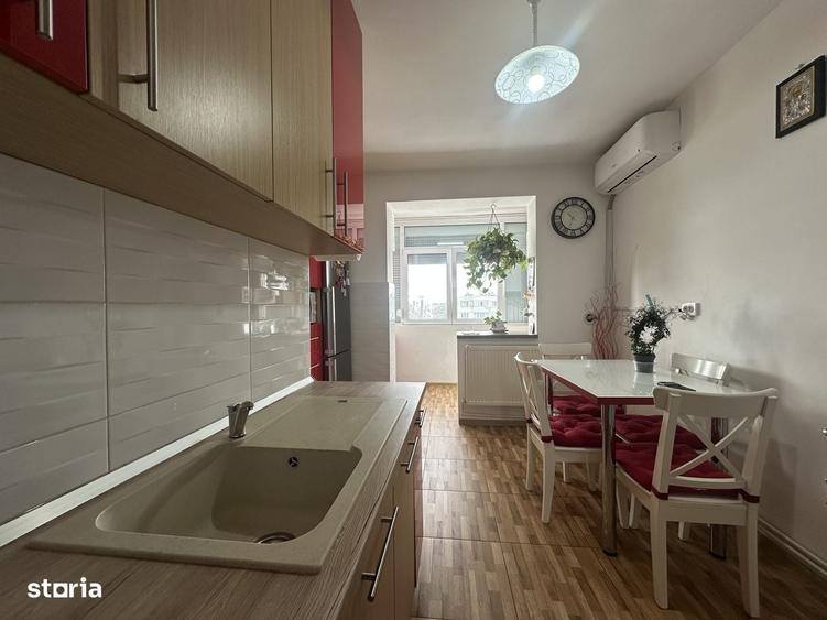 Apartament cu 3 camere decomandat în Cantacuzino