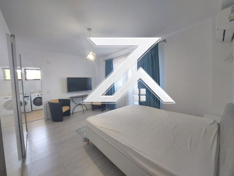 Apartament cu 3 camere decomandat, mobilat în Central