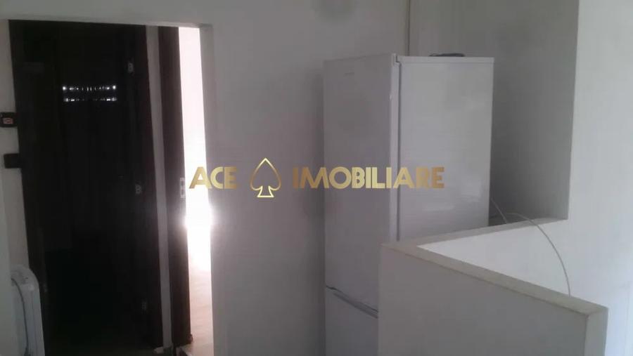 Apartament cu 2 camere decomandat, mobilat în Unirii