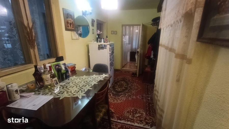 Casa de vanzare, 91 mp, teren 152 mp, zona Brestei - 9
