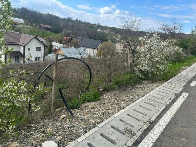 Teren Construcții intravilan de 1000 mp, în Valea Lupului
