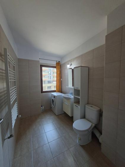 Apartament cu 2 camere semidecomandat în Aradului