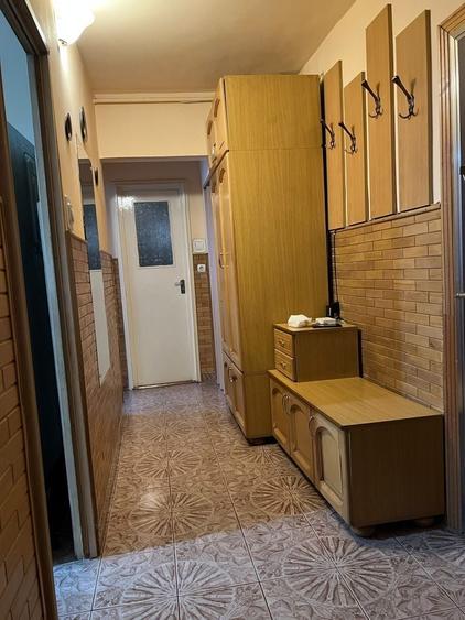 Apartament cu 2 camere decomandat în Tudor