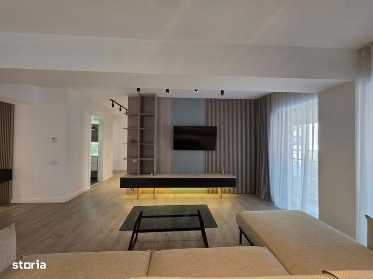 Apartament cu 4 camere în Central