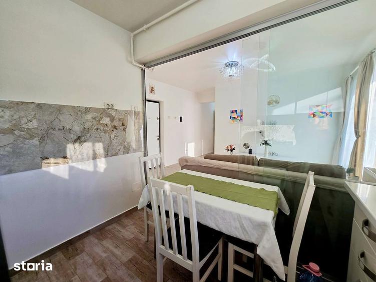 Apartament cu 3 camere decomandat în Dobroești