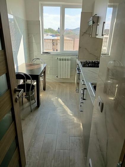 Apartament cu 2 camere decomandat în Dărmănești