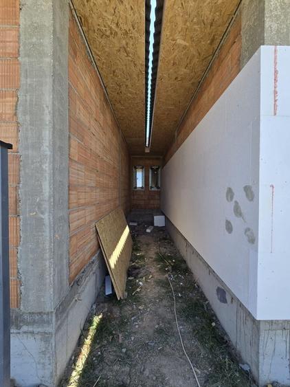 Duplex cu 4 camere cu Canalizare în Moșnița Nouă