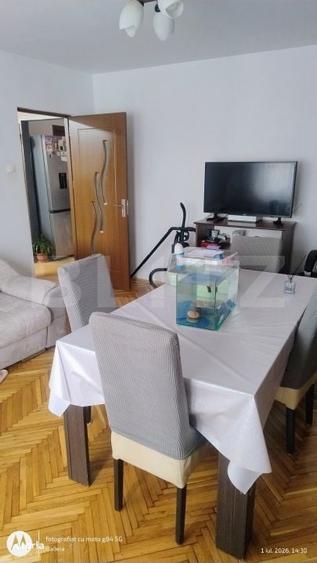 Apartament cu 3 camere decomandat în Central