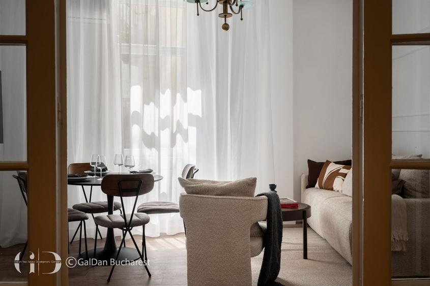 Apartament cu 3 camere în Calea Victoriei