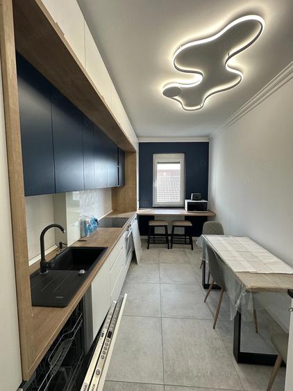 Apartament cu 3 camere decomandat în Braytim