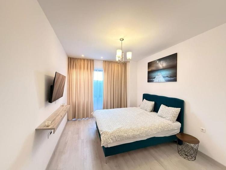 Apartament cu 3 camere în Runcu