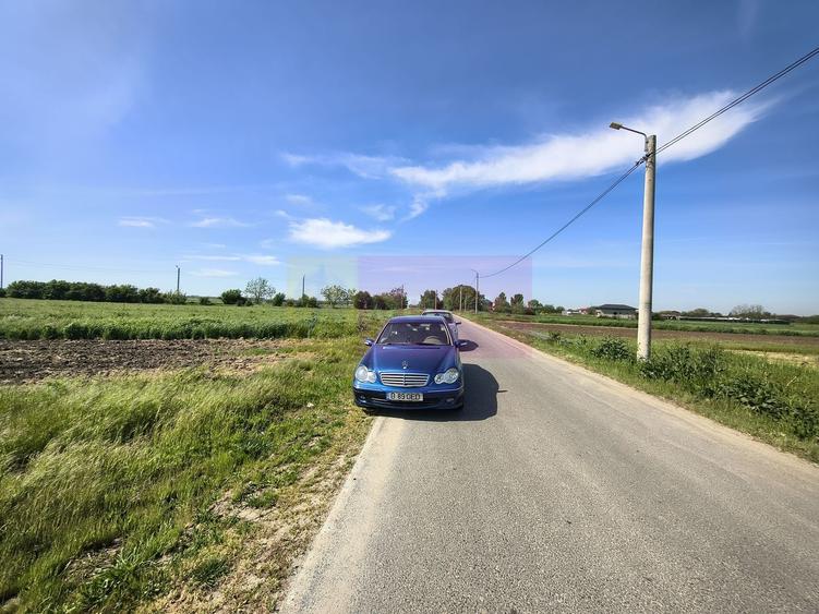 Teren Construcții intravilan de 4770 mp, în Dărăști-Ilfov