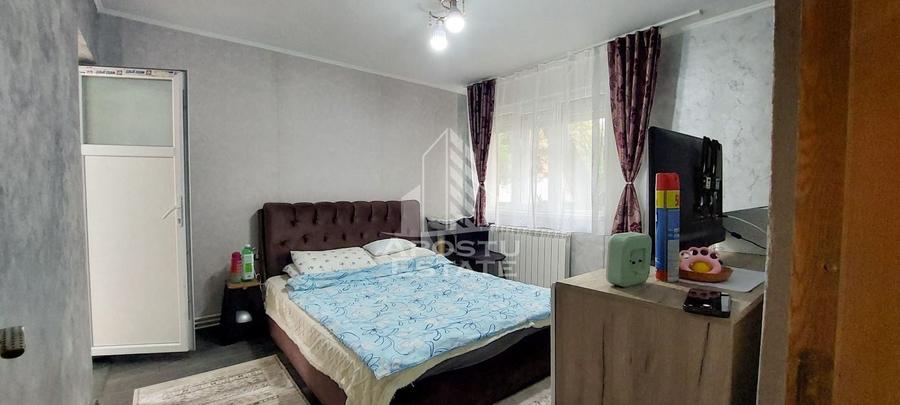 Apartament cu 3 camere semidecomandat, mobilat în Micro 4