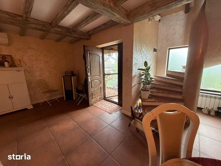 Casă cu 3 camere cu Teren 400 Mp în Vânători