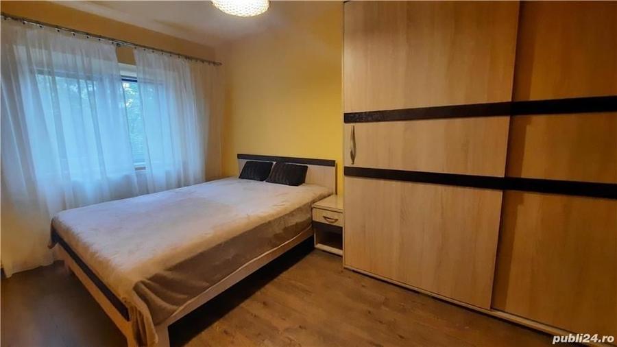 Apartament cu 3 camere decomandat, mobilat în Aradului