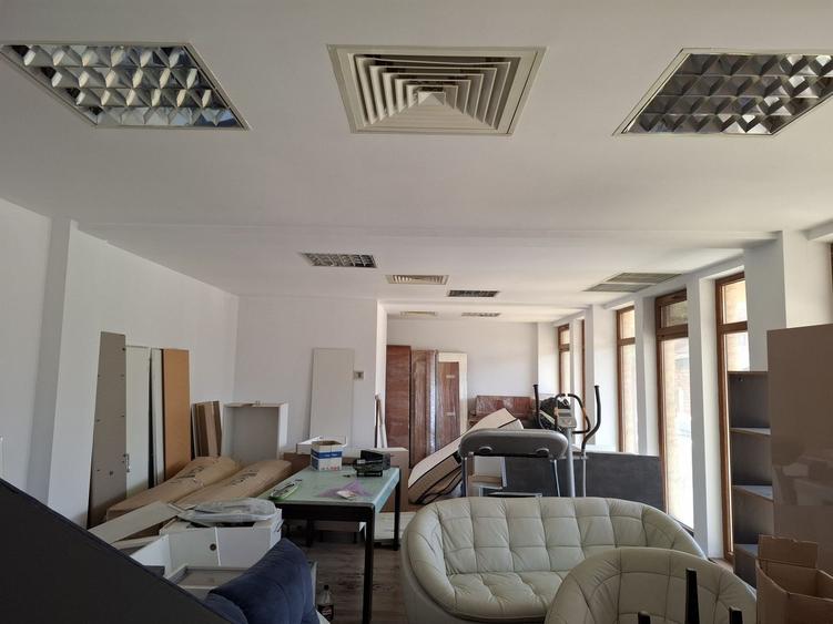 Spațiu comercial, de 72 mp, în Inel II