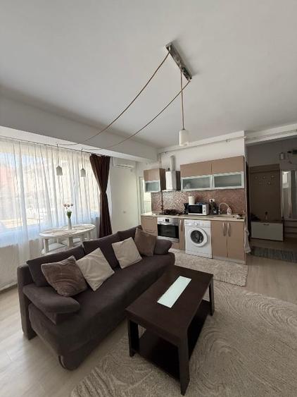 Apartament cu 2 camere circular, mobilat în Nord