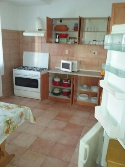 Casă individuală cu 5 camere cu Canalizare în Exterior Nord