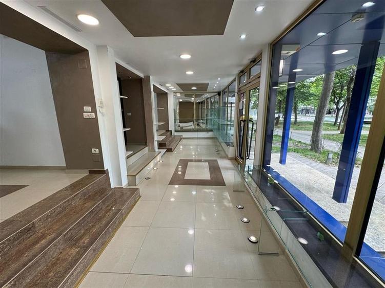 Spatiu comercial 100 mp, stradal, renovat, Bld. Unirii - 4