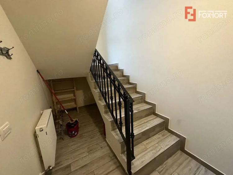 Casă cu 3 camere cu Teren 100 Mp în Buziașului