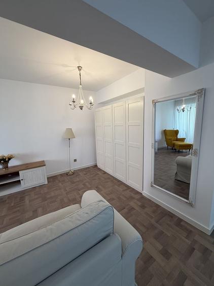 Apartament cu 2 camere decomandat în Exterior Vest