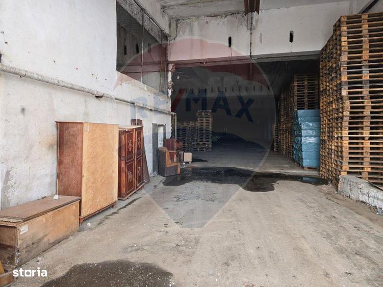 Spațiu comercial, de 10,000 mp, în Nord