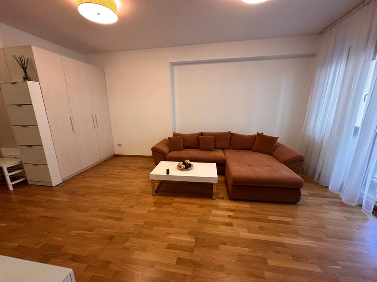 Apartament cu 2 camere semidecomandat în Herăstrău