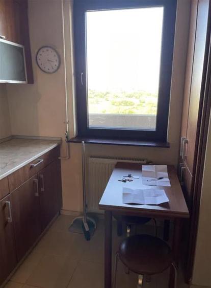 Apartament cu 2 camere decomandat, mobilat în Berceni