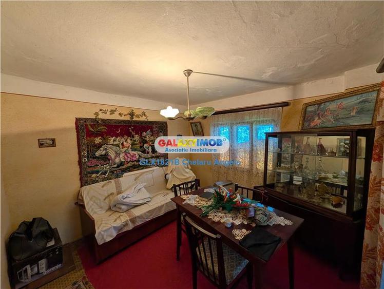 Casă cu 3 camere cu Teren 3000 Mp în Lipia