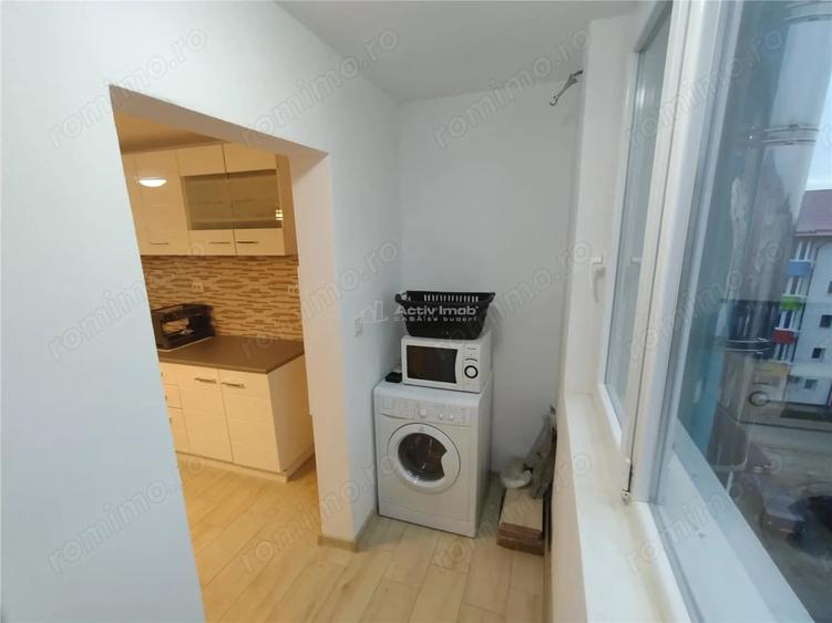 Apartament cu 2 camere decomandat, mobilat în Vest