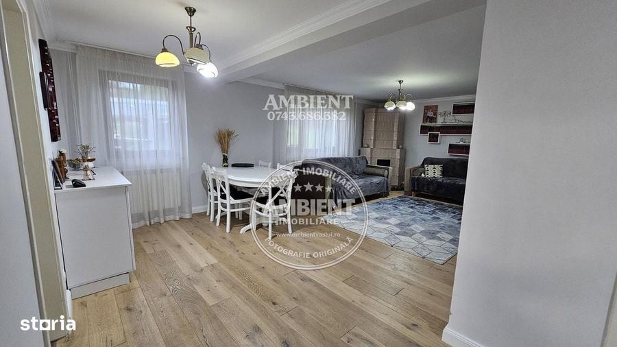 Casă cu 4 camere cu Teren 400 Mp în Central