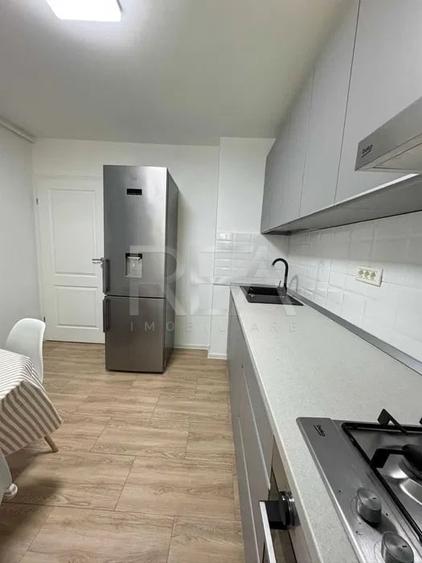 Apartament cu 2 camere decomandat, mobilat în Mărgeanului